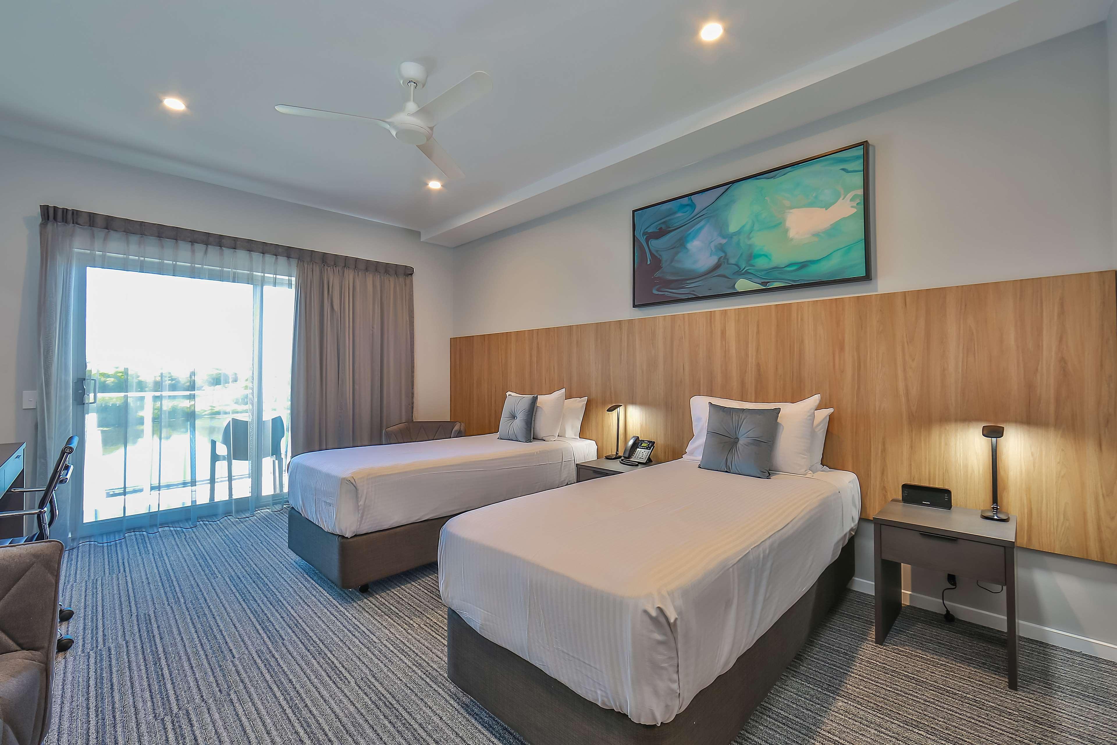 Best Western Plus North Lakes Hotel Εξωτερικό φωτογραφία