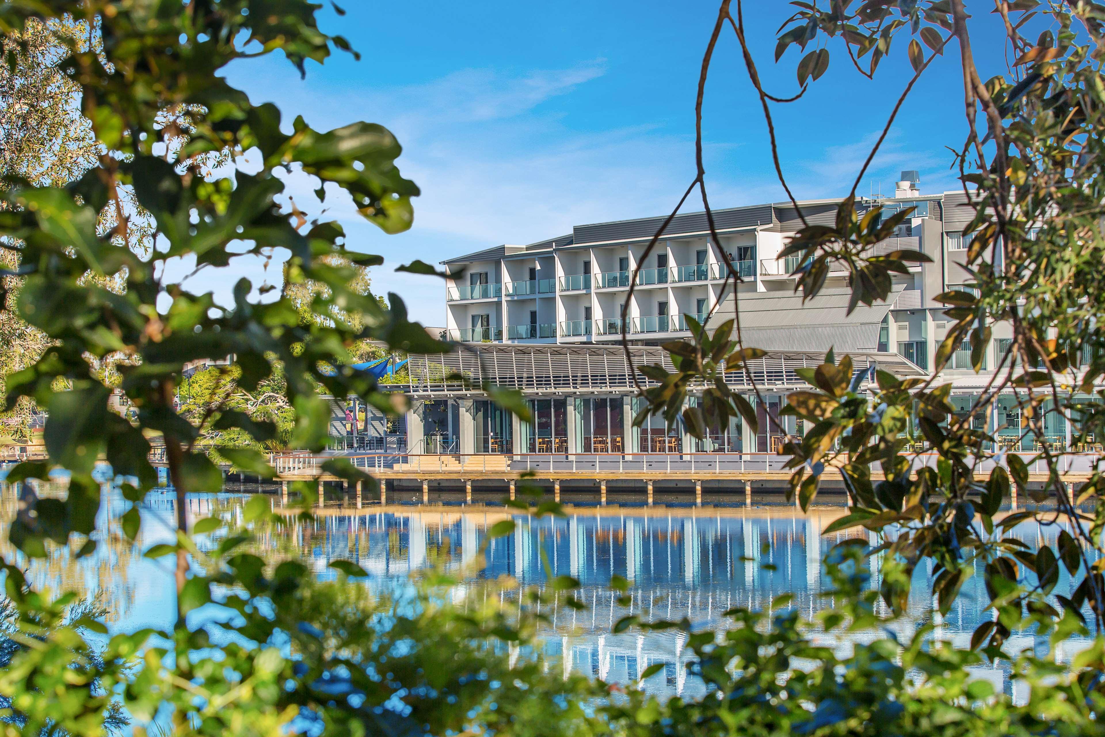 Best Western Plus North Lakes Hotel Εξωτερικό φωτογραφία